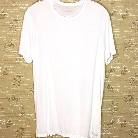 Short sleeved tee for women by Calvin Klein - Picture 1 of 3